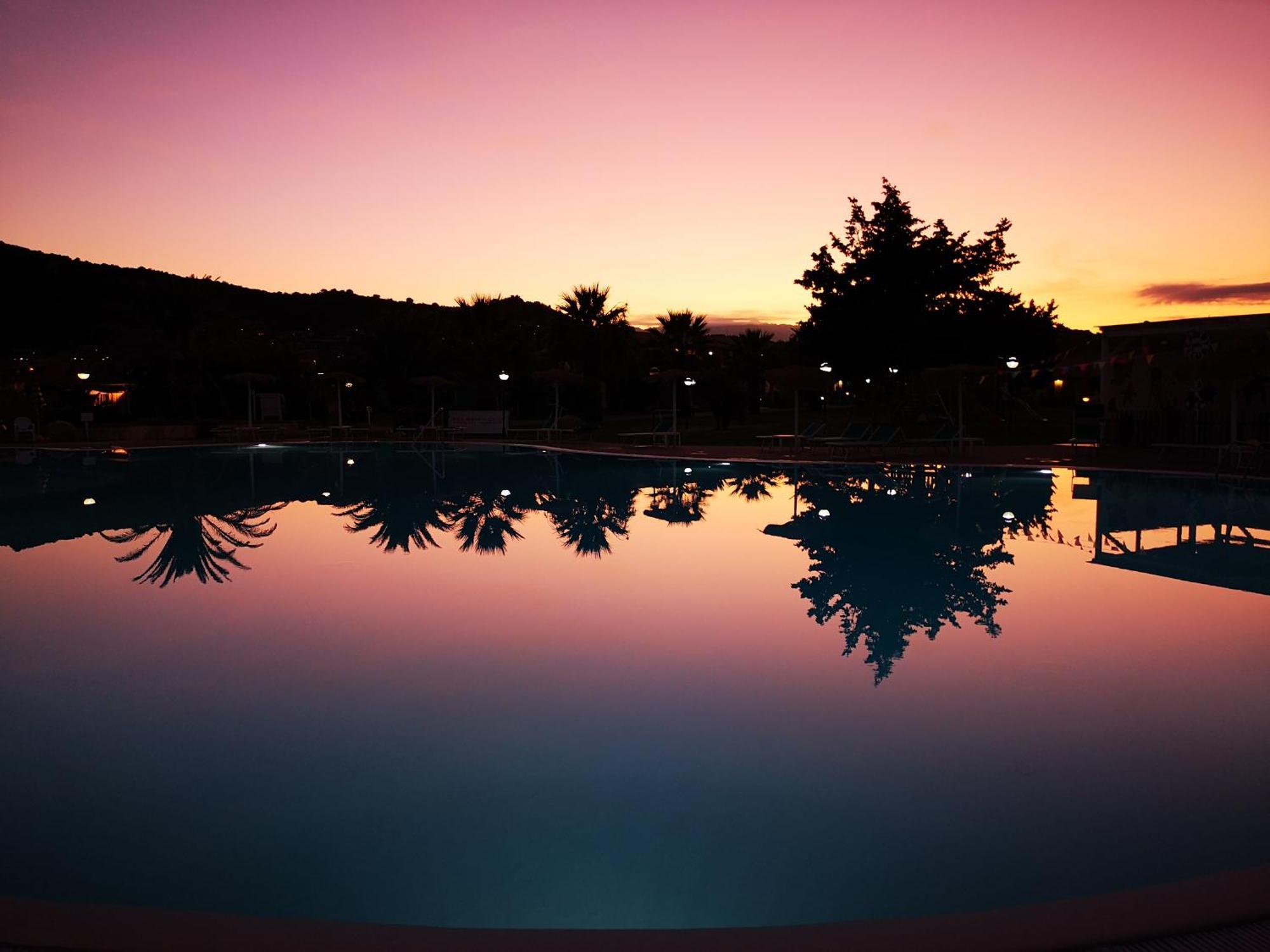 Rey Beach Club Monte Nai Kültér fotó