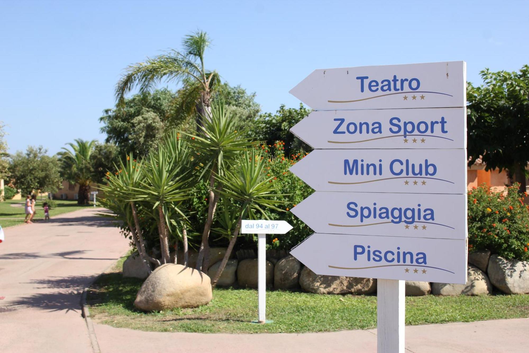 Rey Beach Club Monte Nai Kültér fotó