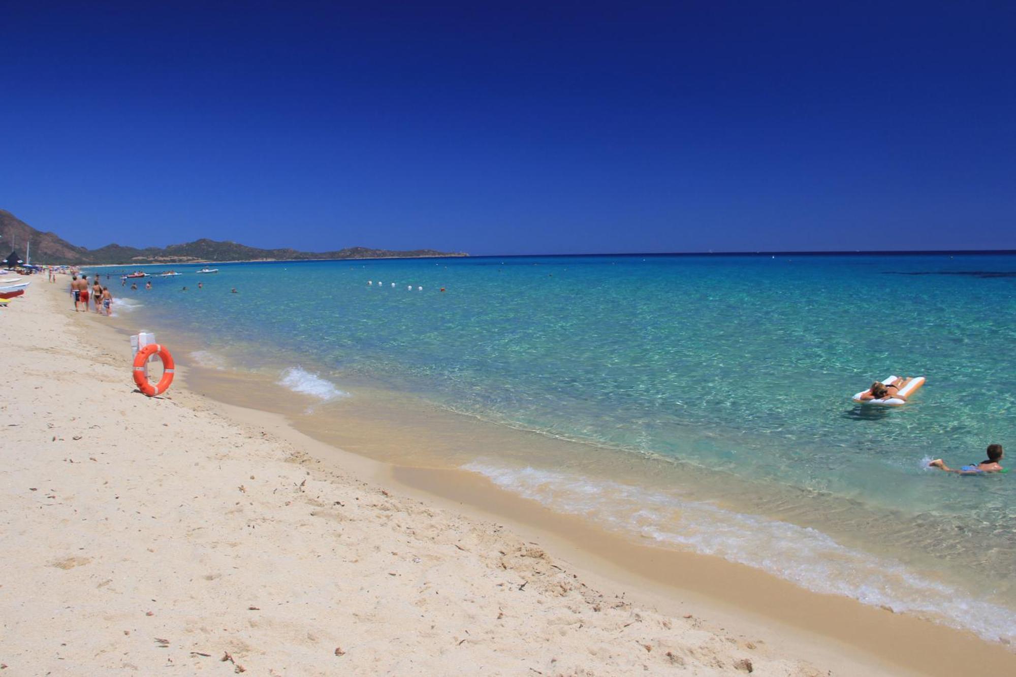 Rey Beach Club Monte Nai Kültér fotó