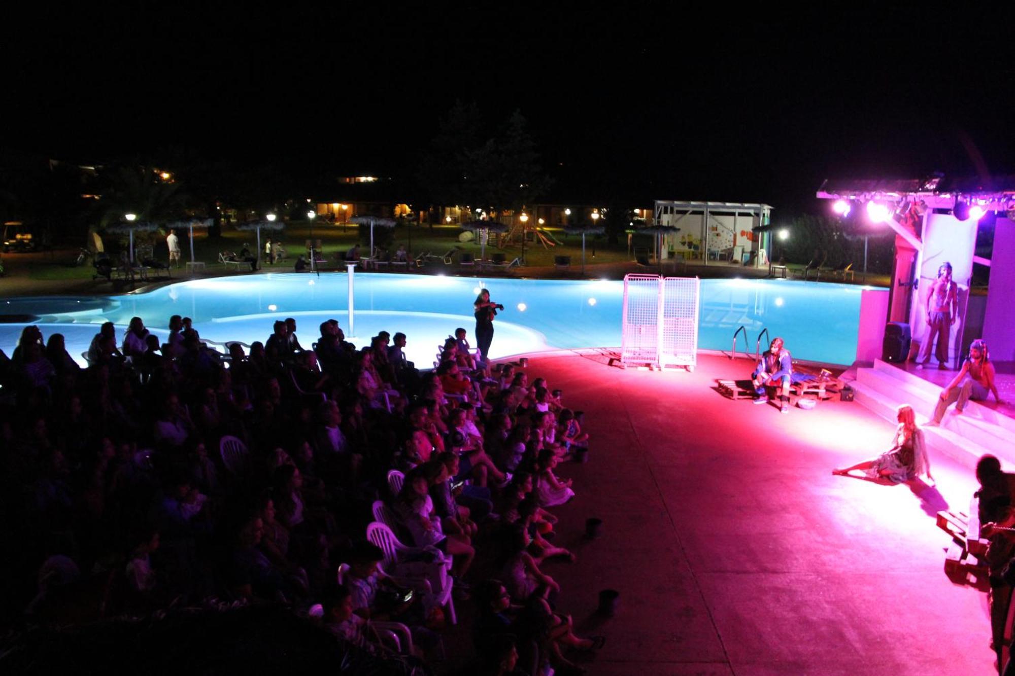 Rey Beach Club Monte Nai Kültér fotó